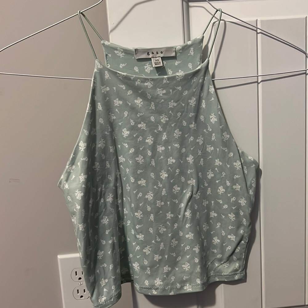 gaze halter top